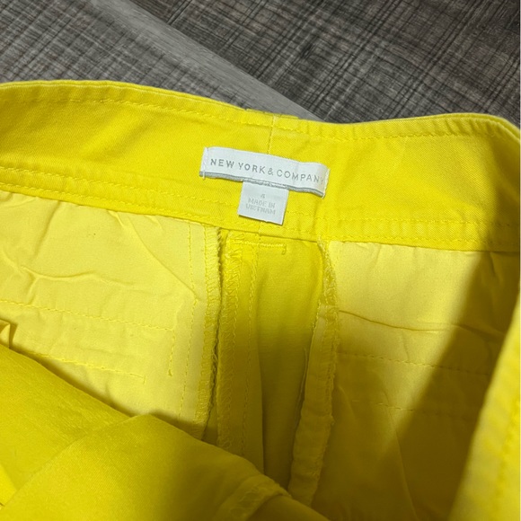 New York & Co yellow shorts, size 4 - Picture 2 of 3